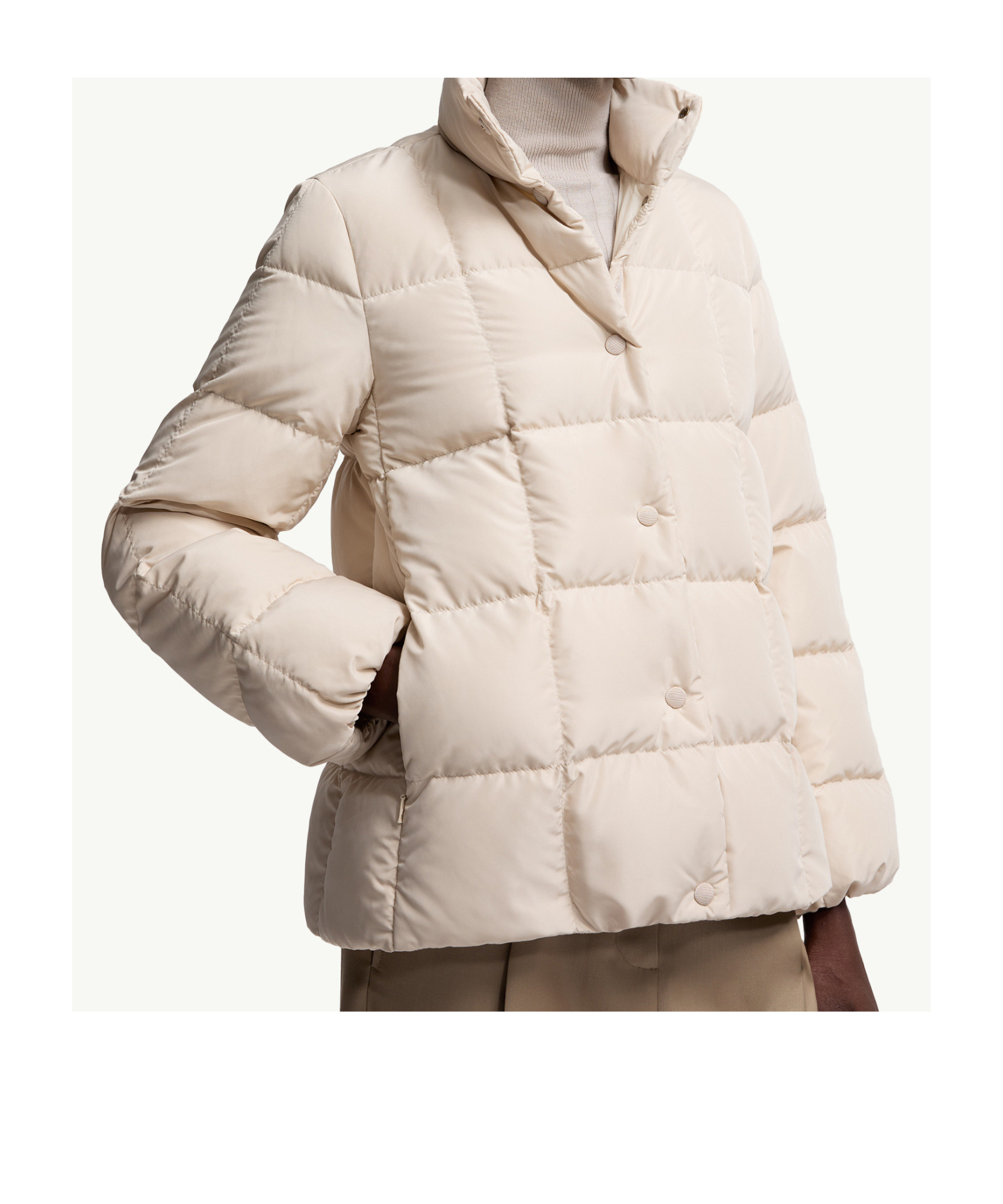 Moncler Cochevinne Square-quilted Short Down Jacket In Neutral
