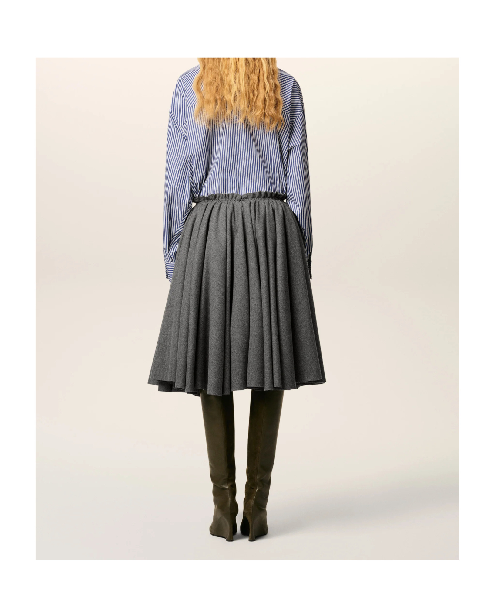 Ami Alexandre Mattiussi Grey Wool Midi Corolla Skirt Grey In Gray
