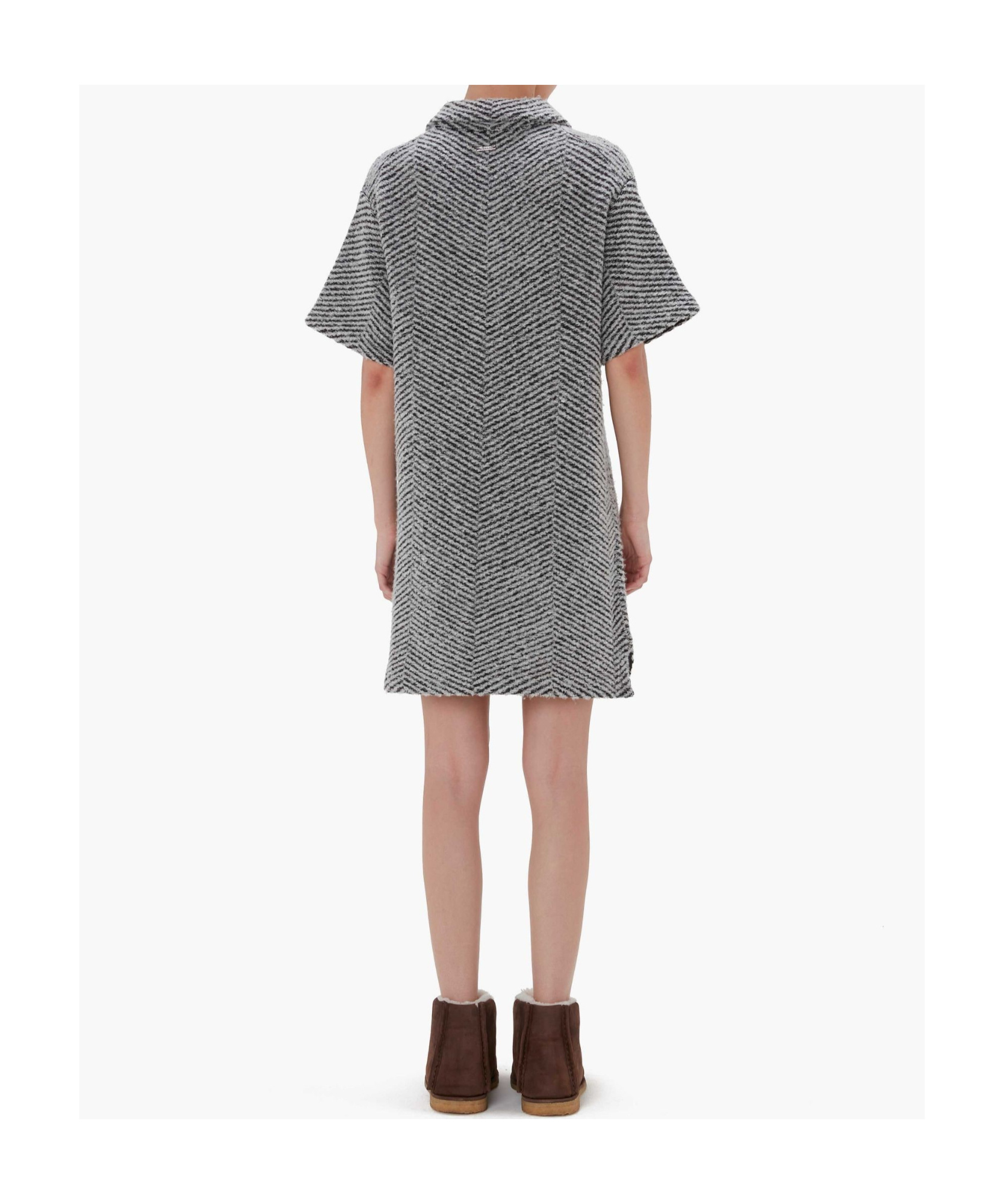 JW ANDERSON LOGO-PLAQUE KNIT POLO DRESS