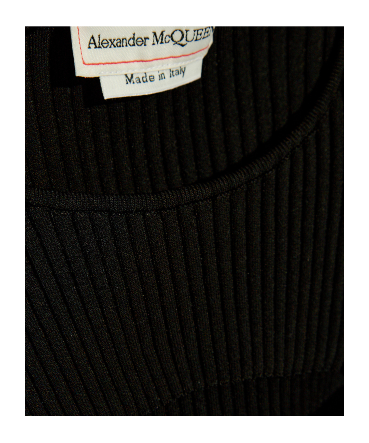 Alexander Mcqueen Women Slashed Knt Slvls Tp In Black