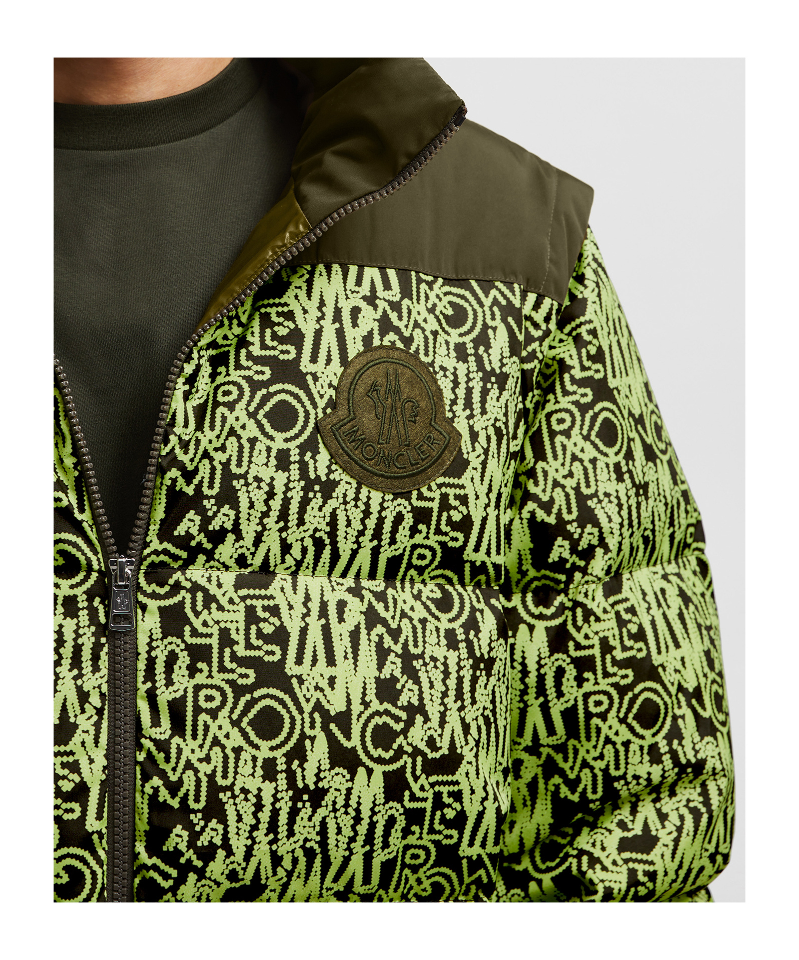 Moncler Chubasco 2-in-1 Short Down Jacket In Green