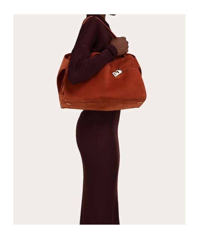Ferragamo Large Soft Hug Shoulder Bag In Brick