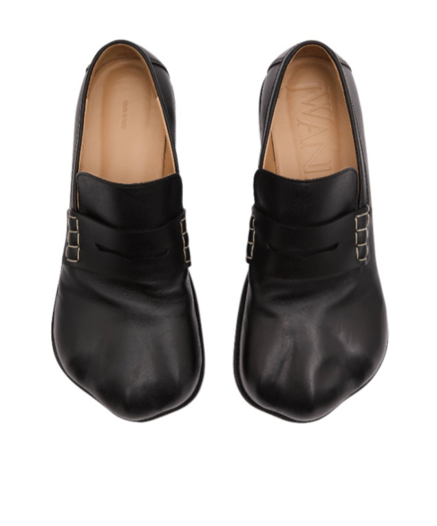 Jw Anderson Paw Loafer Moccasin In Black