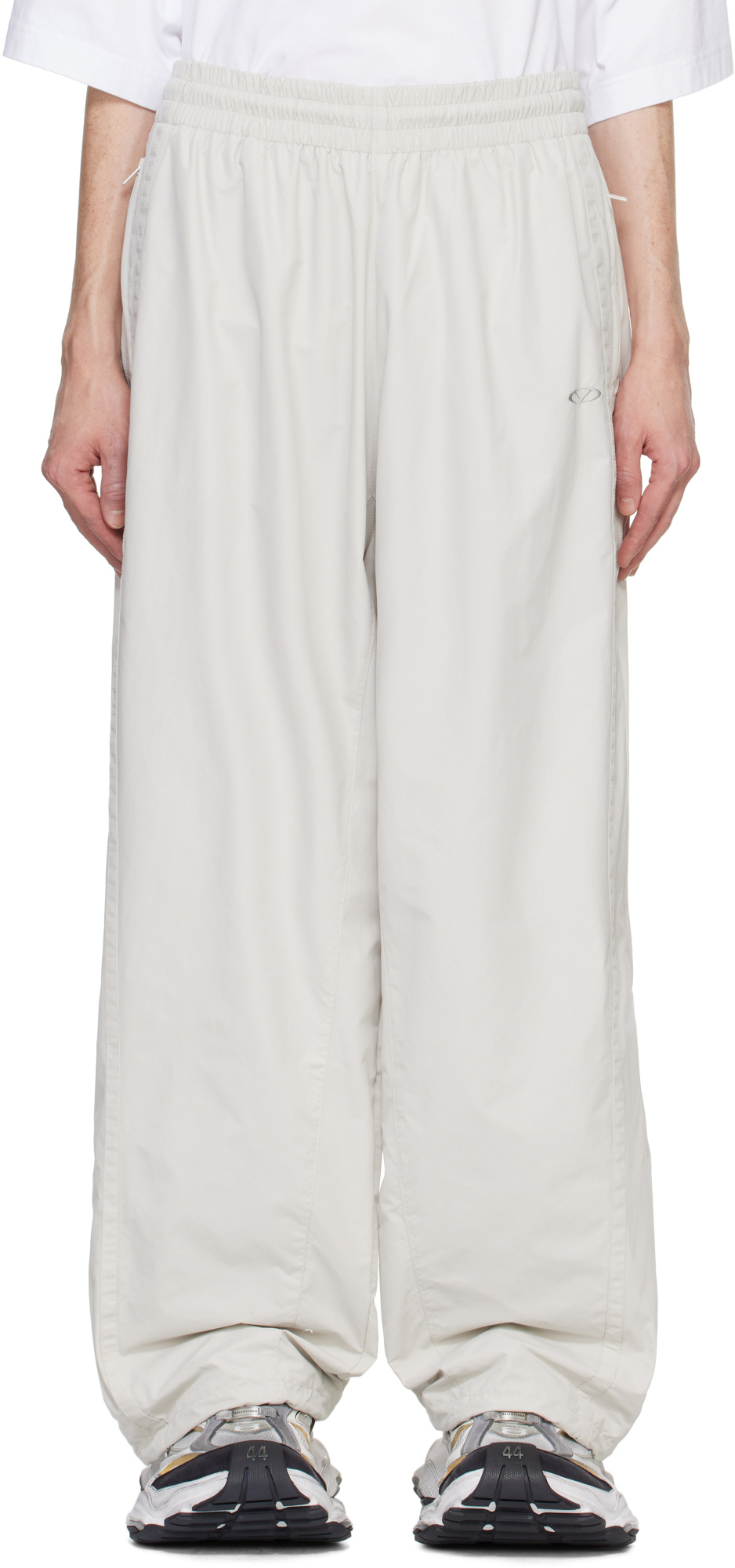 Vetements Oval Logo Tracksuit Pants In Gray