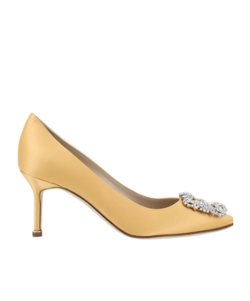 Manolo Blahnik Hangisi 70mm Crystal-buckle Pumps In Nude