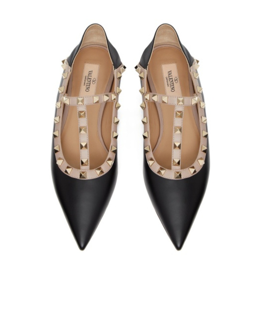 Valentino Pointed Rivet Flat Ballet Shoes In Black