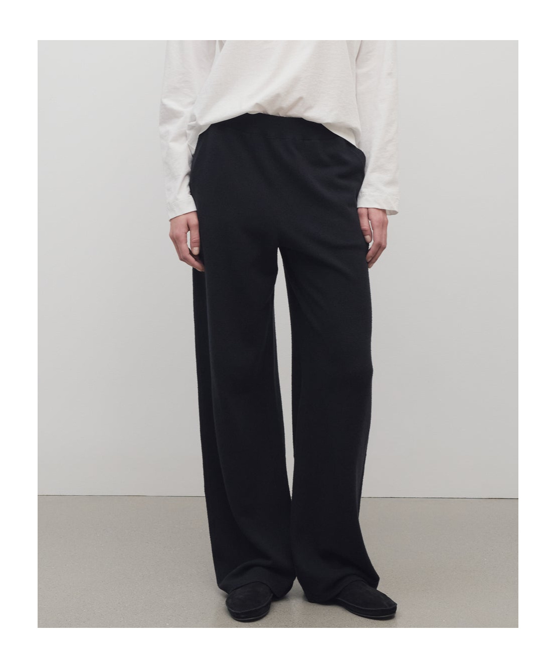 The Row Koriona Silk Trousers In Black