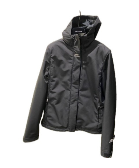 Balenciaga Logo Zipper Jacket In Black