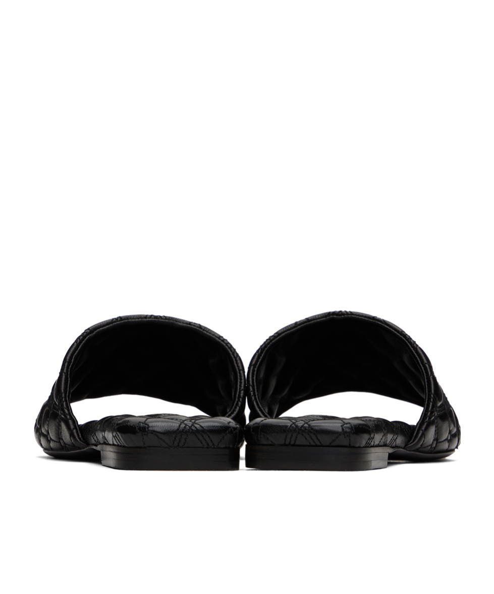 Burberry Quilt Leather Slides In Black