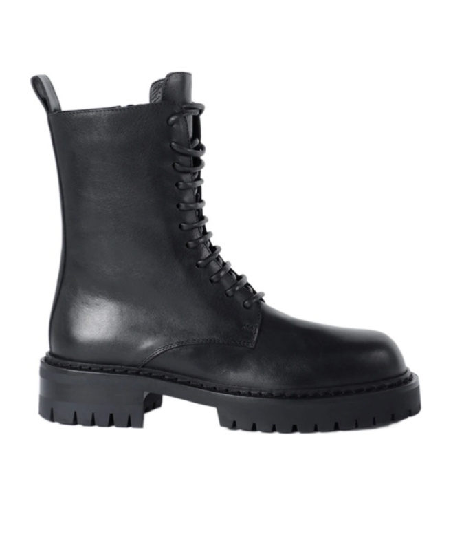 Ann Demeulemeester Skagi Ankle Boots In Grained Shiny Calfskin In Black