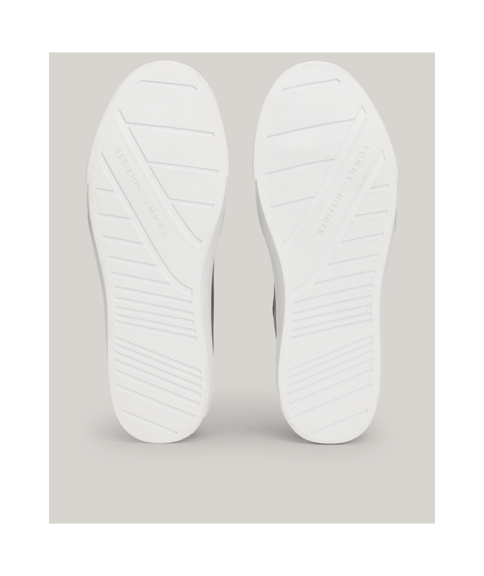 Tommy Hilfiger Round Head Low-cut Casual Shoes In Black