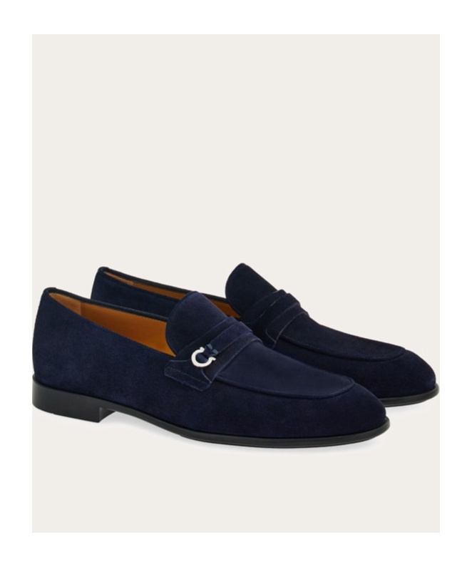 Ferragamo Logo Loafers In Black