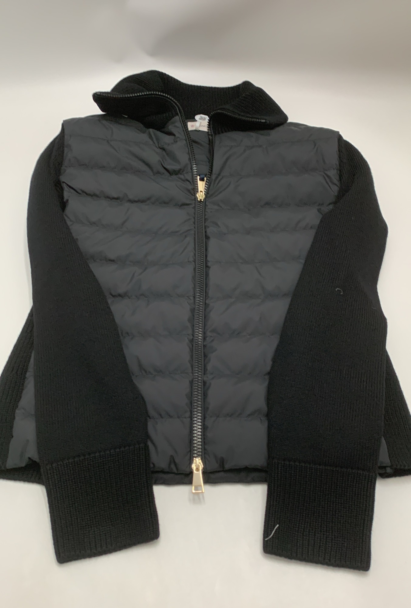 Moncler Long-sleeved Down Jacket In Black