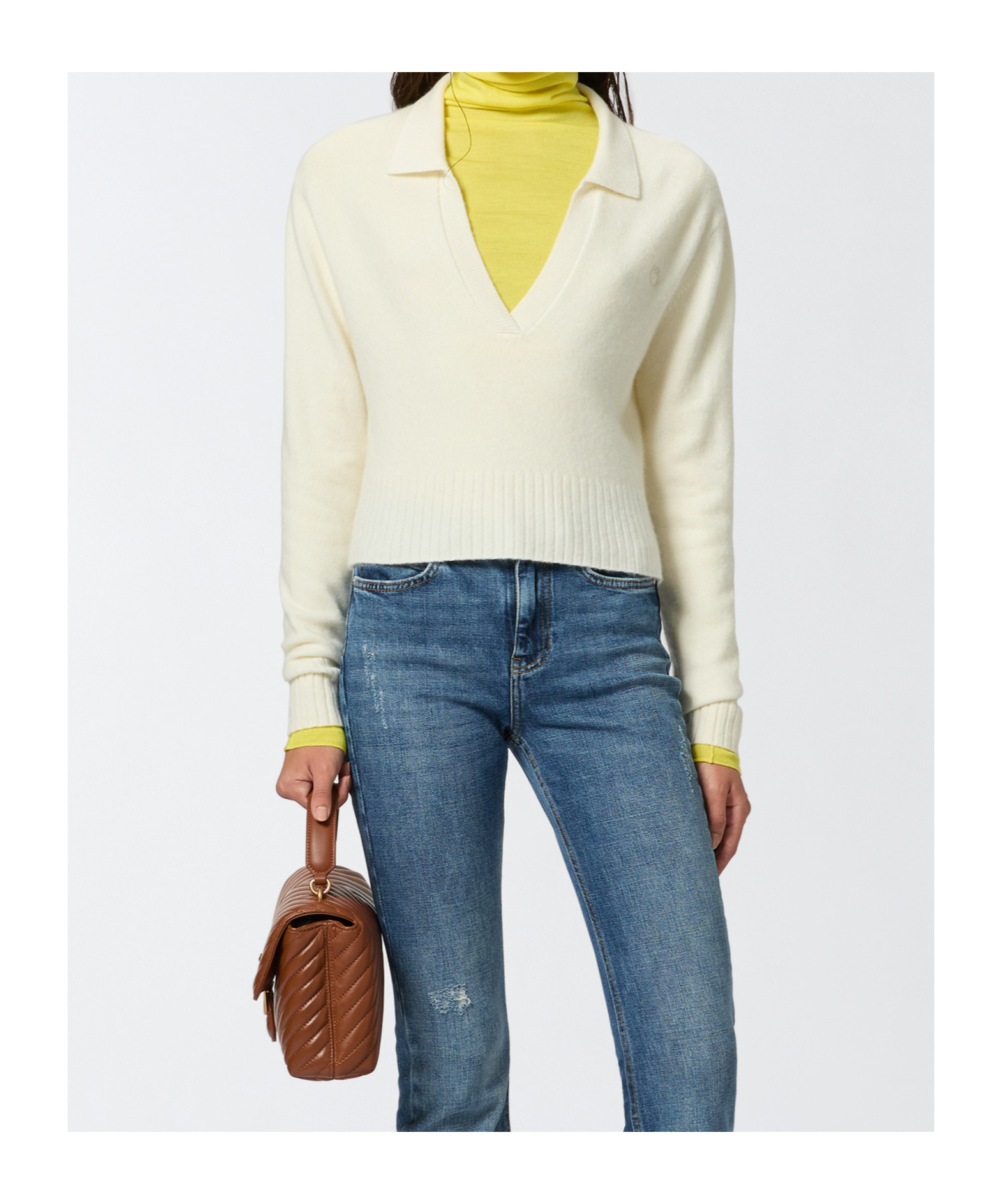 Pinko Short Cashmere-blend Sweater With Collar In White