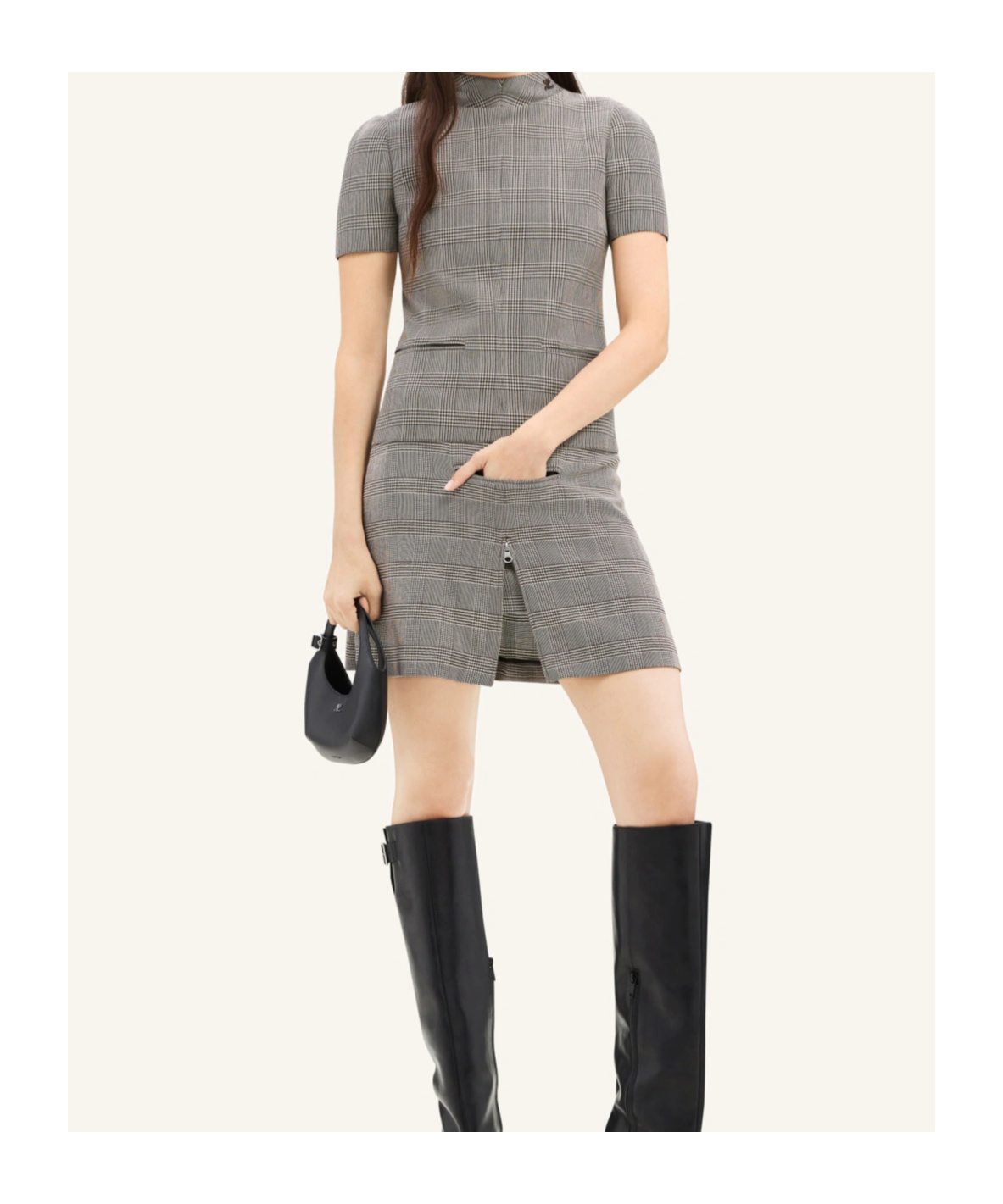 Courrèges A-line Checked Miniskirt In Gray