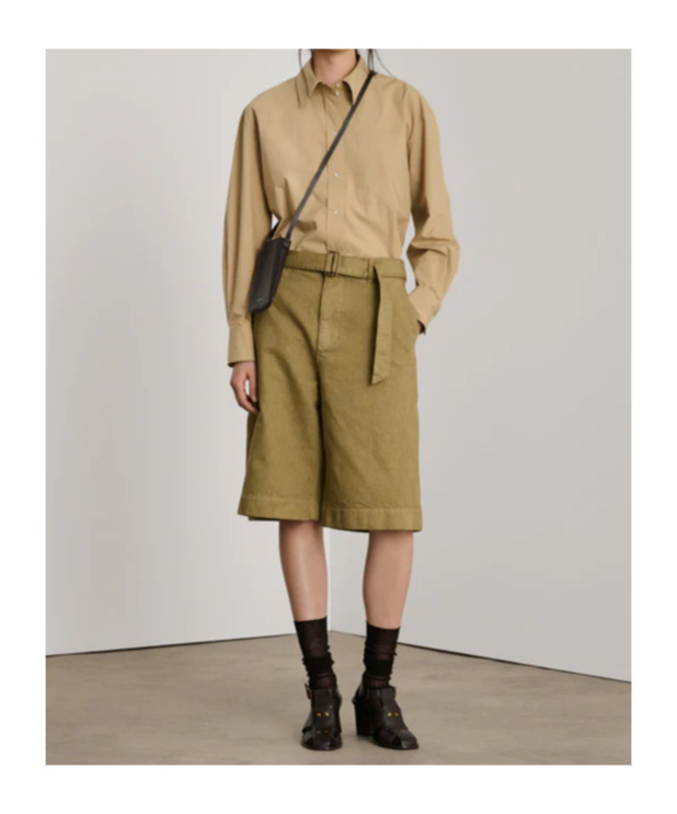 Soeur Belt Loop Shorts In Green