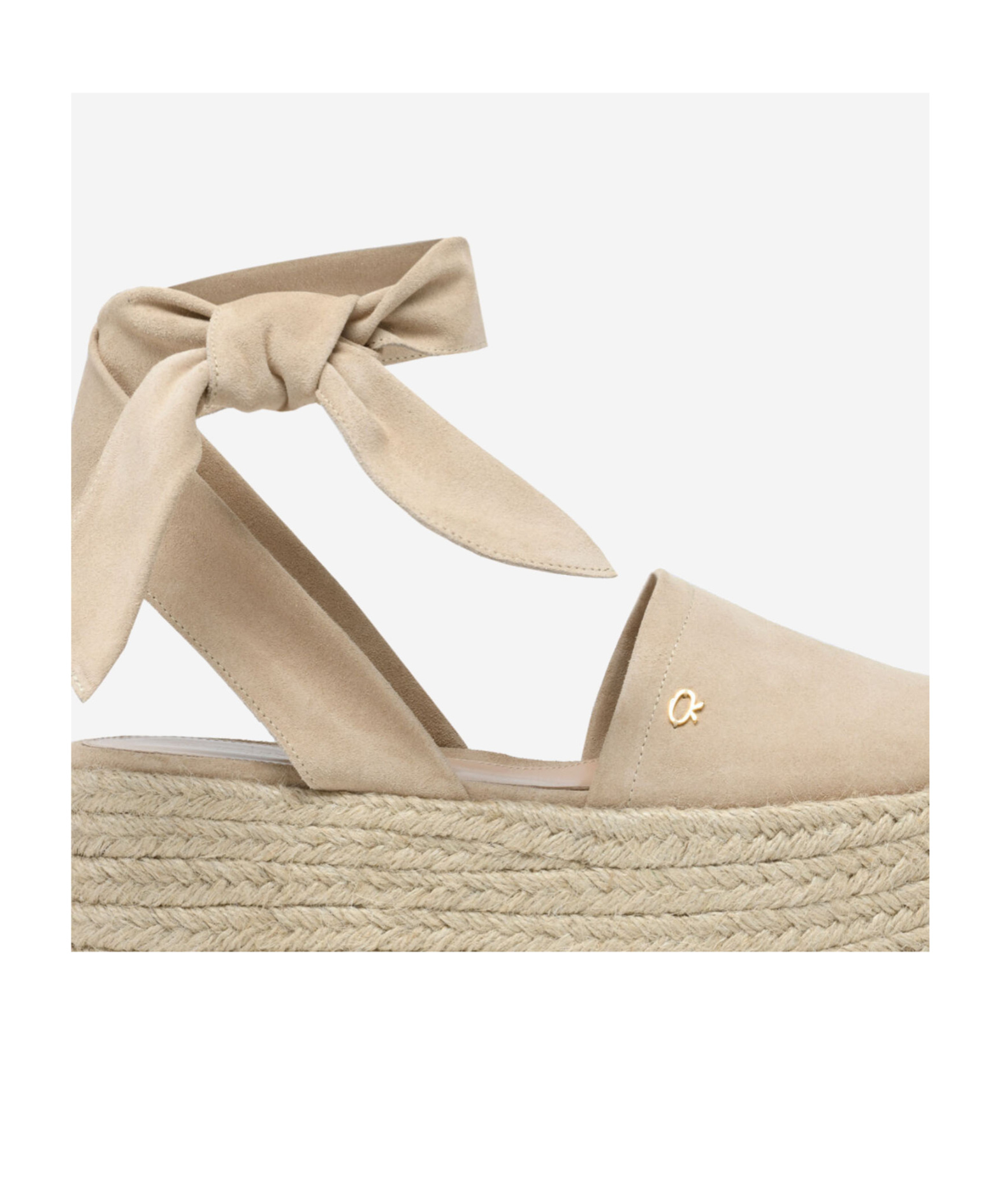 Gianvito Rossi Lace-up Ribbon Detailed Espadrillas In Gold