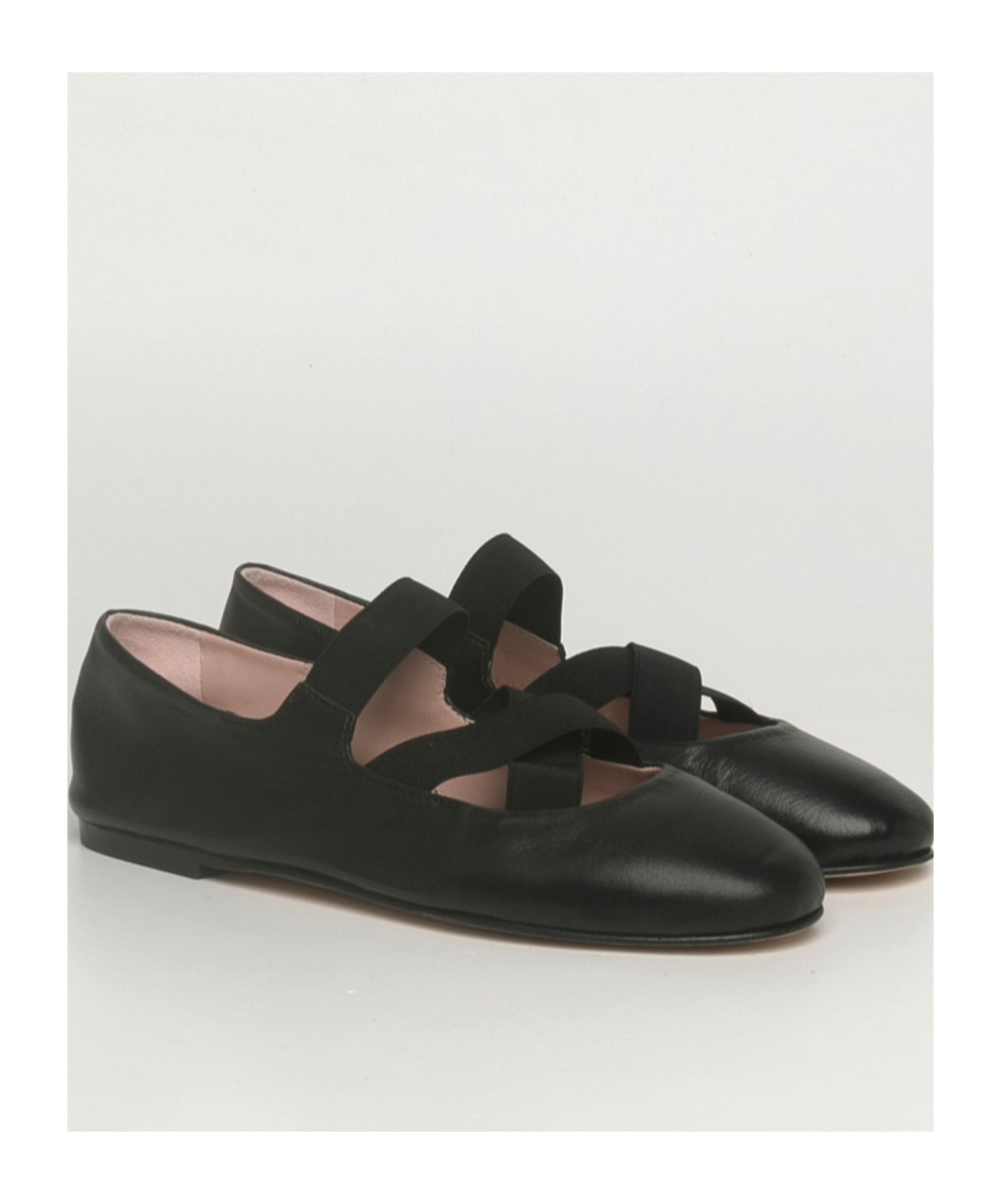 Pretty Ballerinas Nicole Ballet Shoes In Black