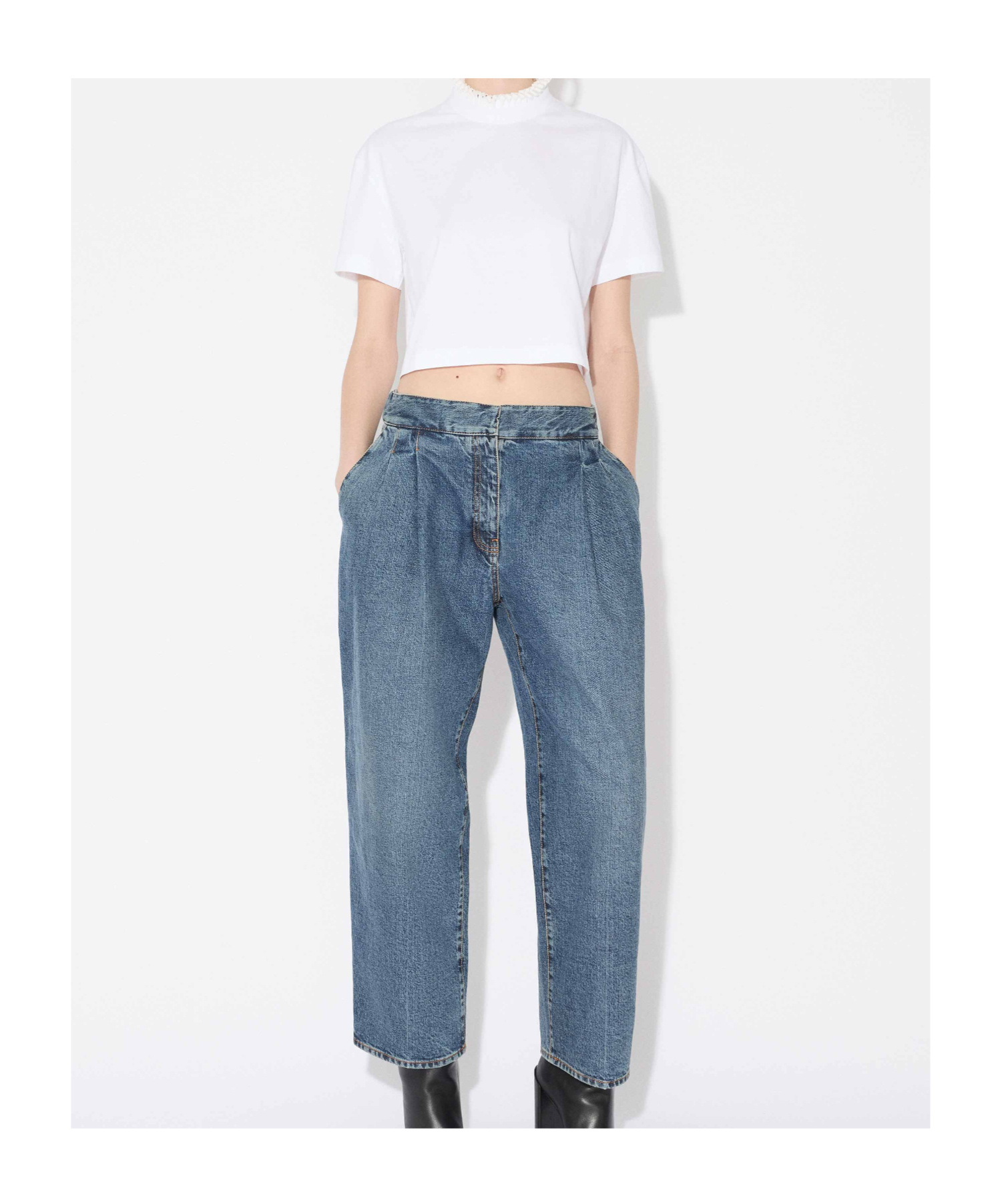 Alaïa Cropped Cotton Jersey Turtleneck Top In White