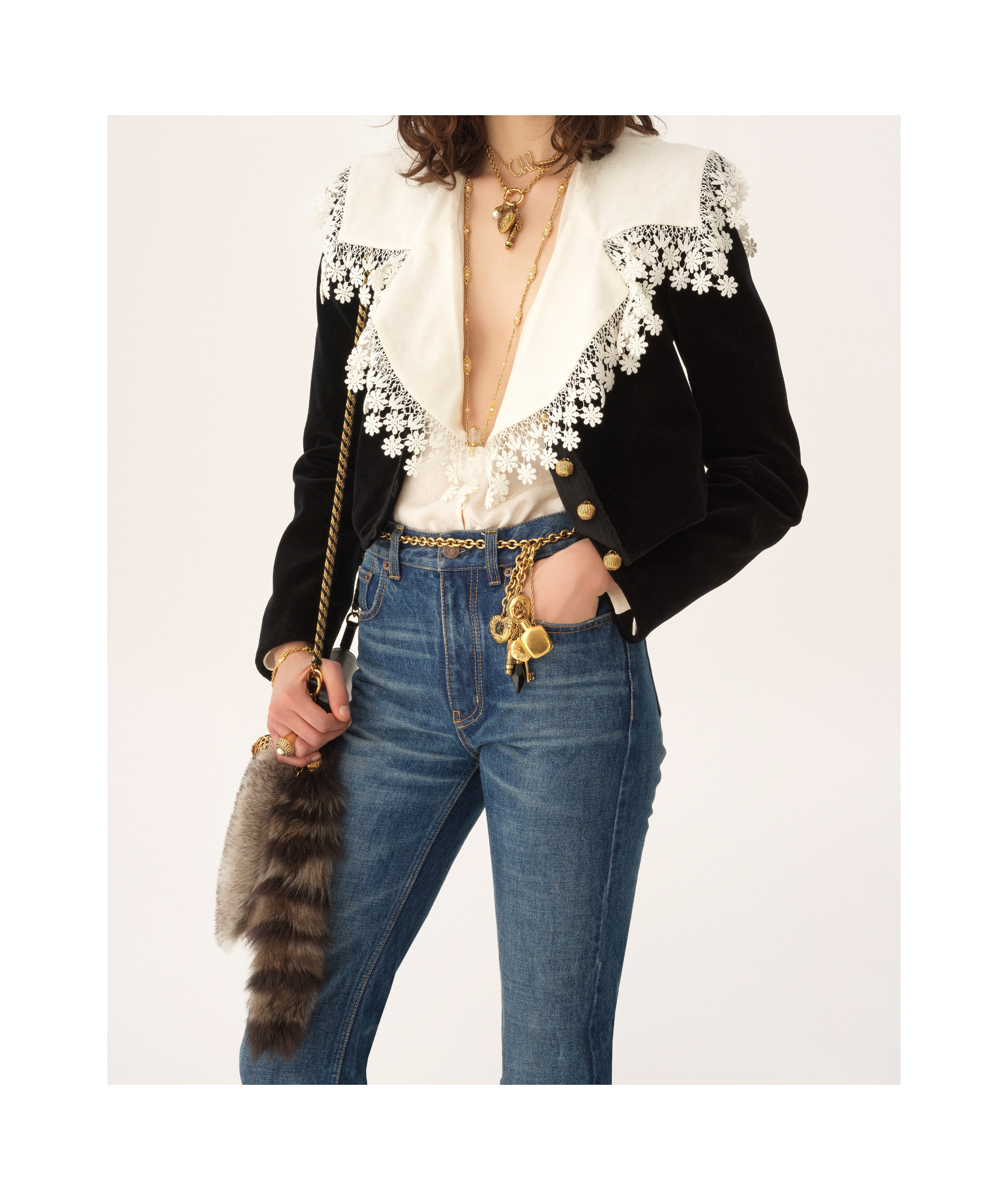 Chloé Cropped Spencer Jacket In Velvet In Black
