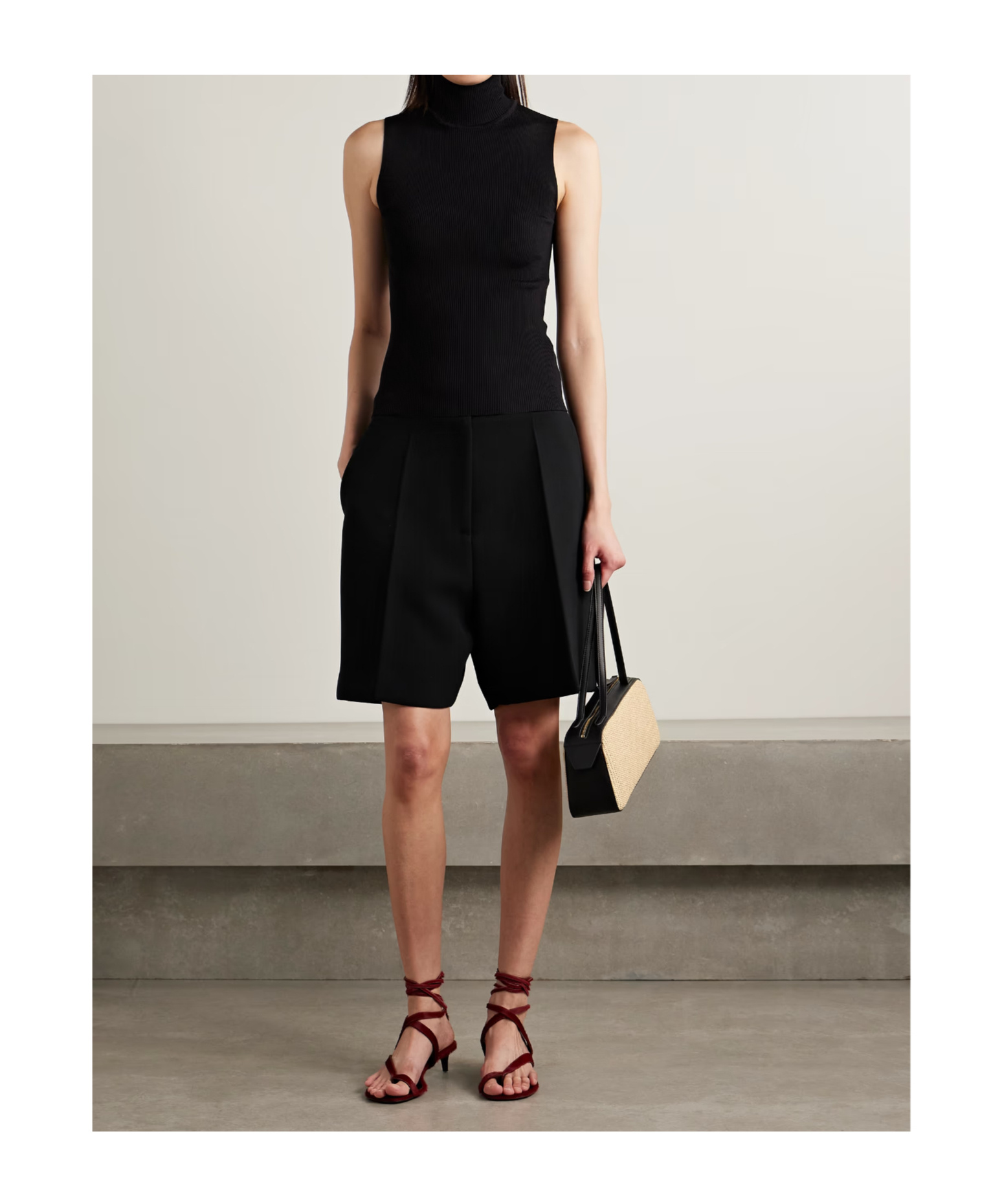 Khaite Micha Shorts In Black