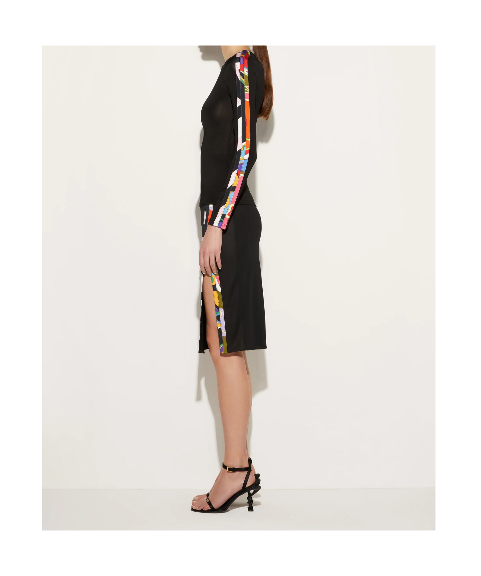 Pucci Contrast-trim Long-sleeve Top In Black