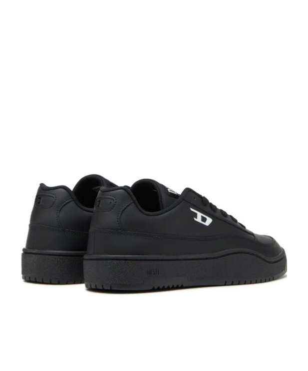 Diesel Black S-tracker-d Low Sneakers In Black