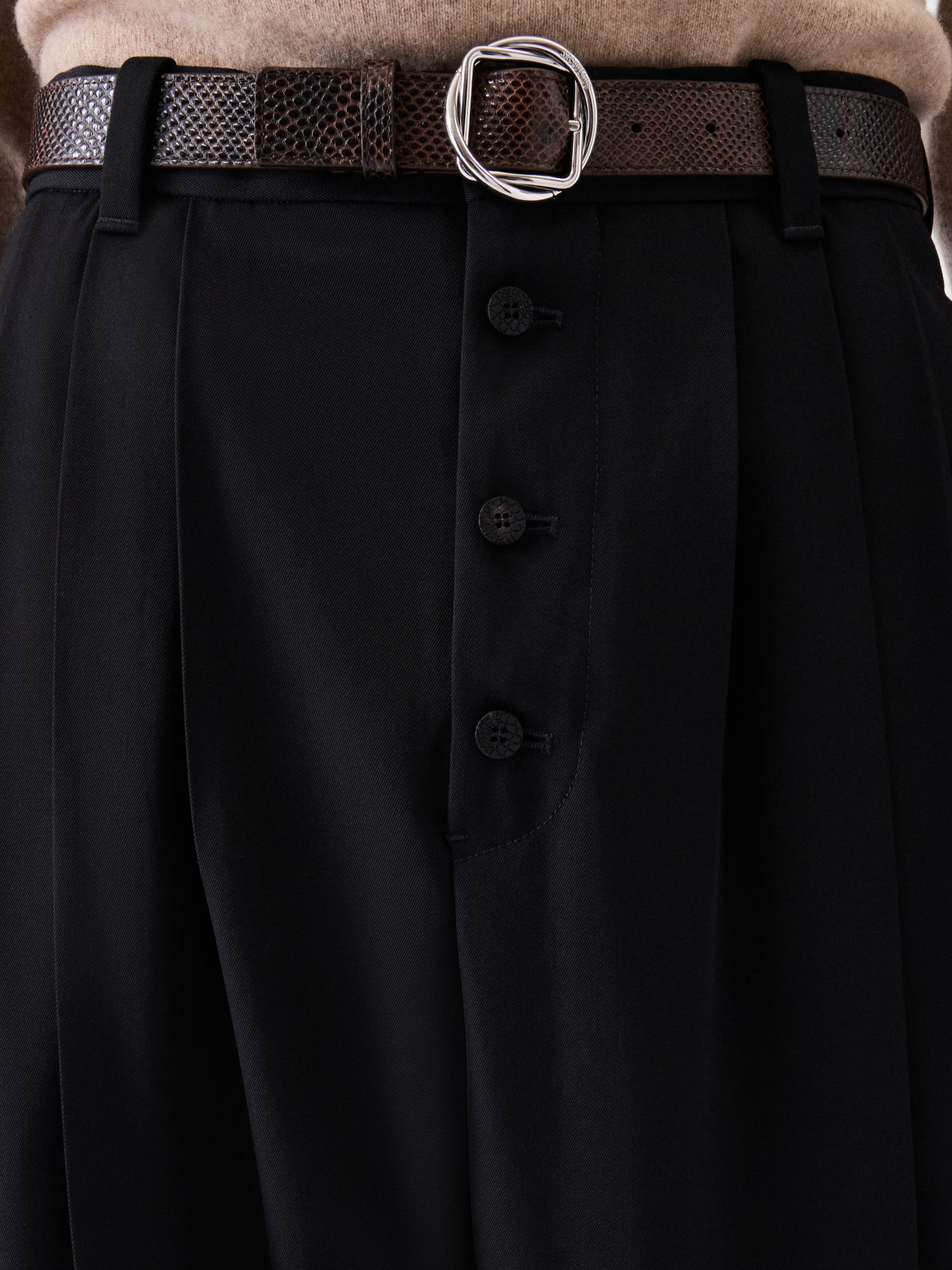 Jacquemus Pleated Button-down Trousers In Black