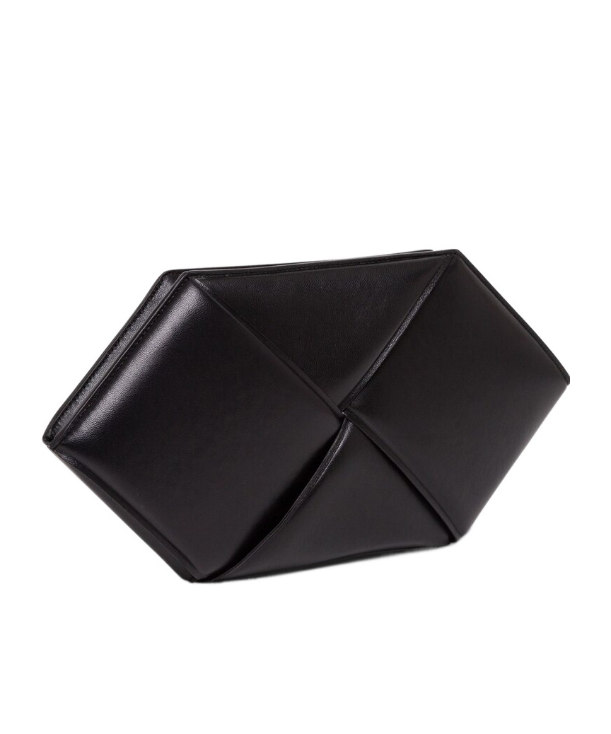 Bottega Veneta Intrecciato Zipped Clutch In Black