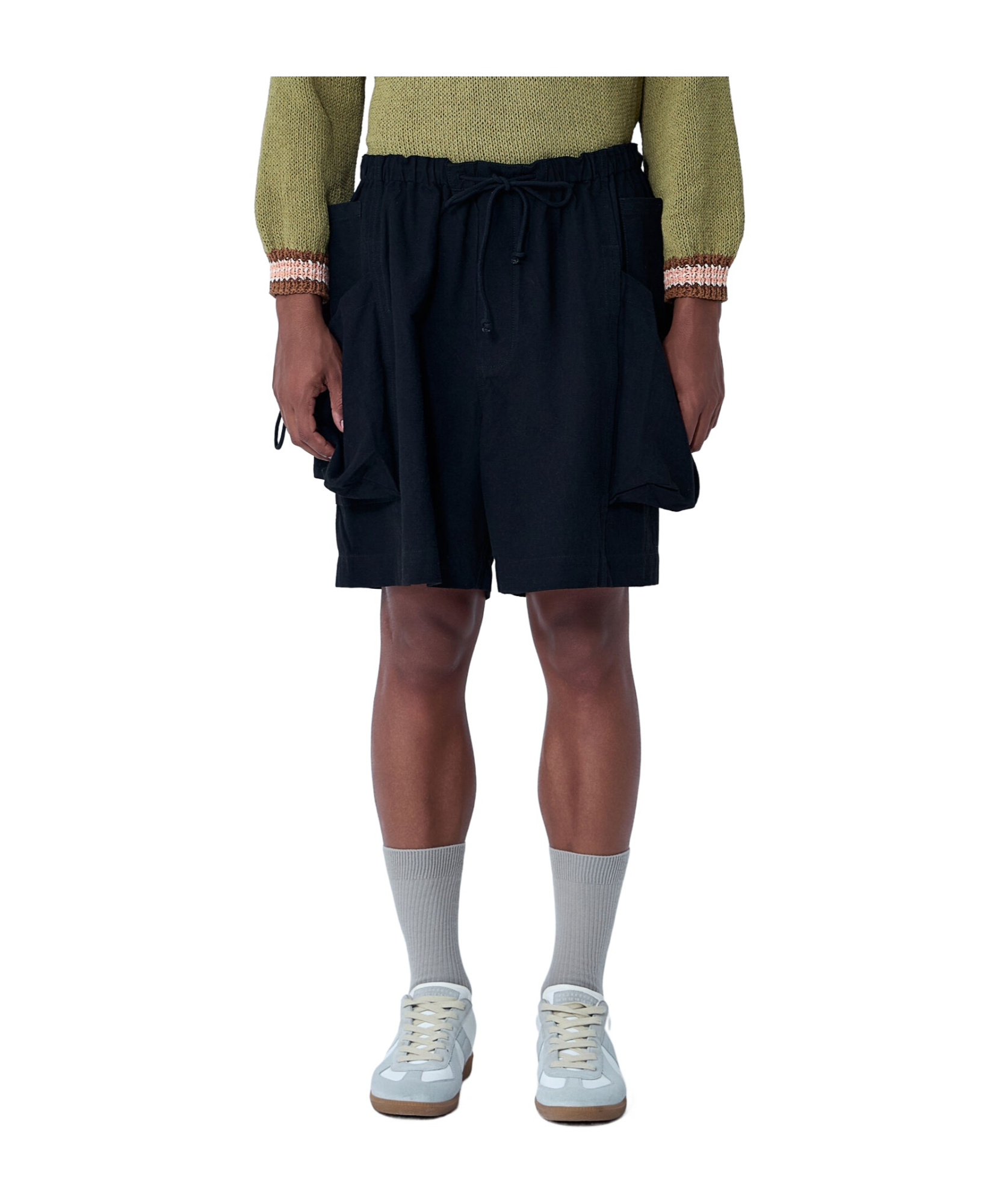 Story Mfg. Salt Cargo Shorts In Black