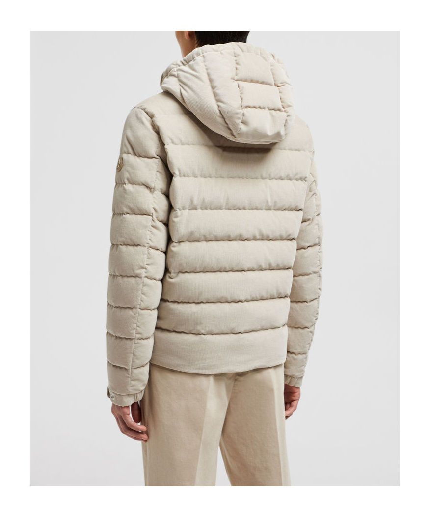 Moncler Chionea Short Down Jacket In Gray