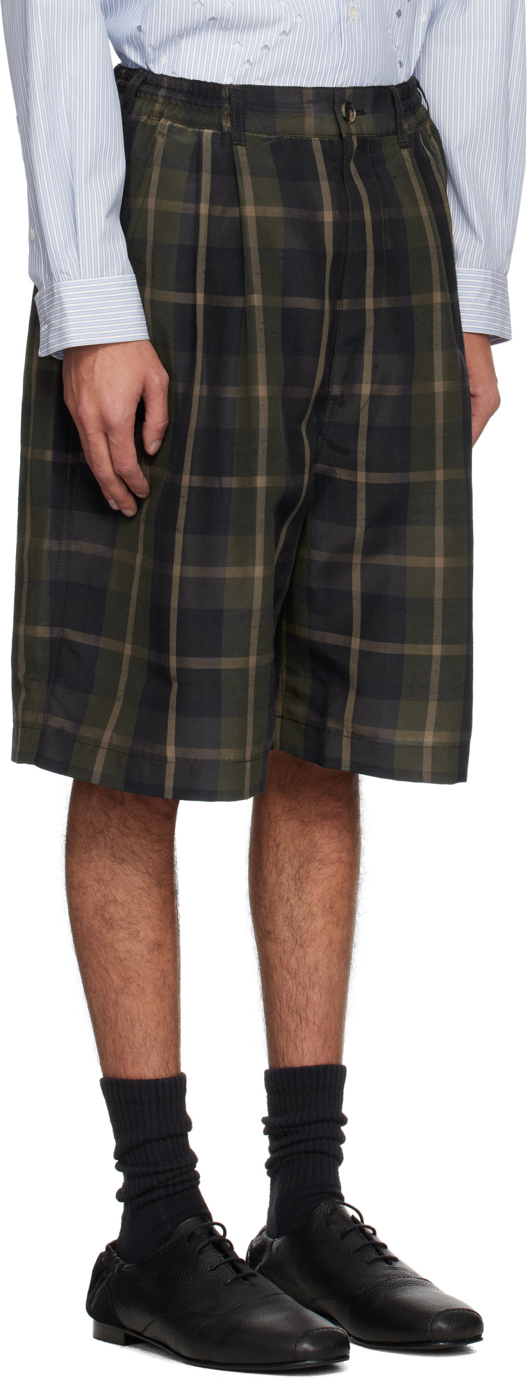 Comme Des Garçons Linen Shorts In Black