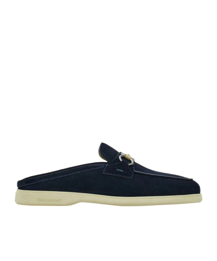 Ferragamo Gancini Buckle Loafer Mule In Black