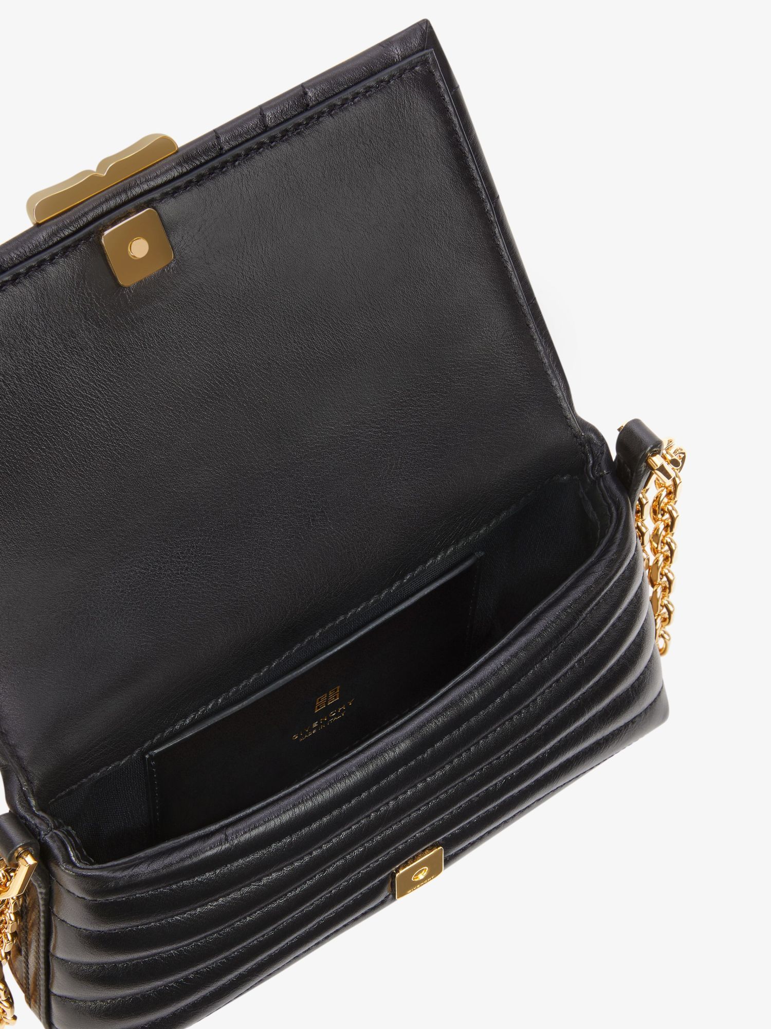Givenchy 4g Liquid Chain Wallet In Quilted Leather In Black