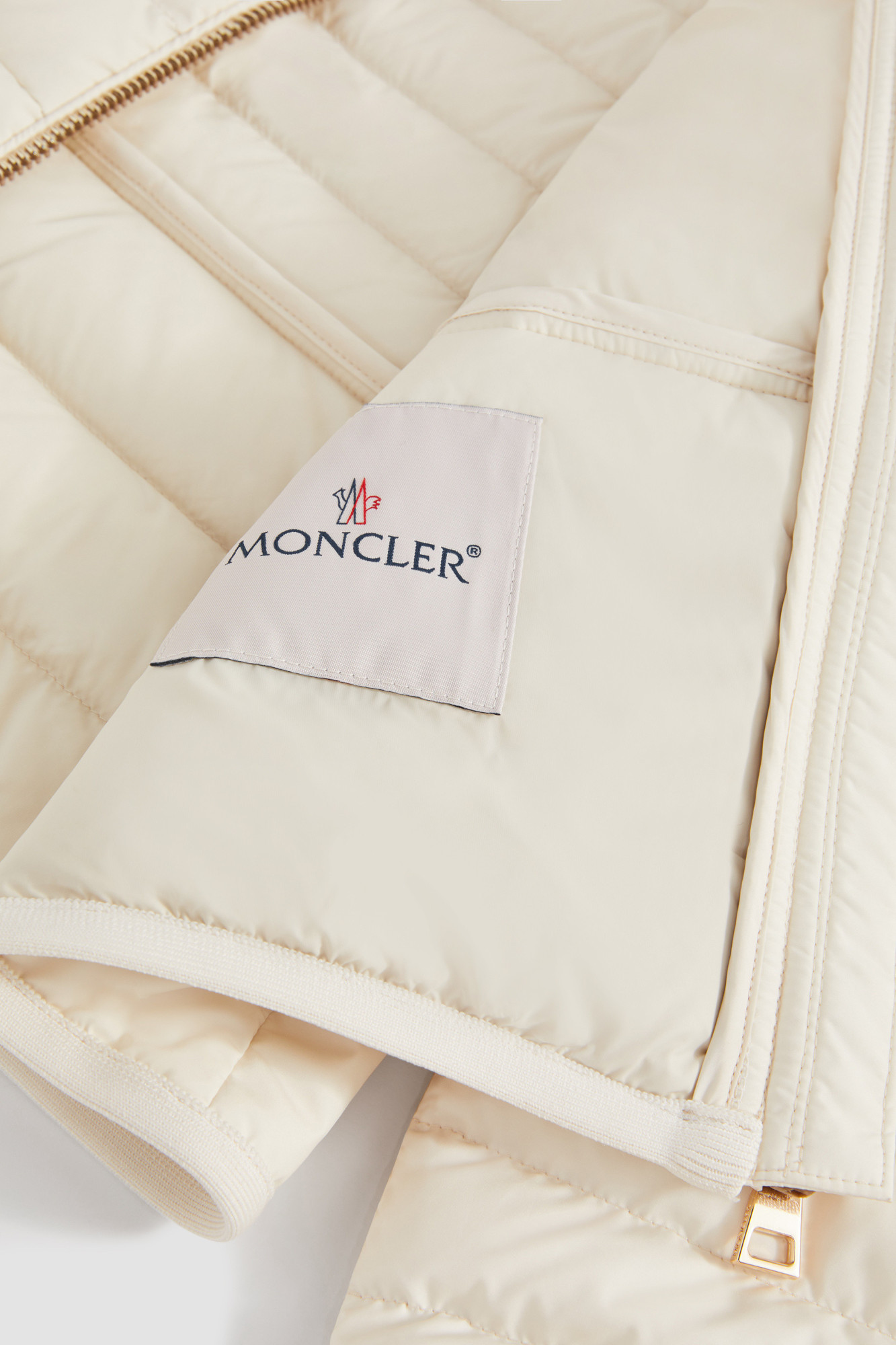 Moncler High-collar Long-sleeved Down Jacket In White