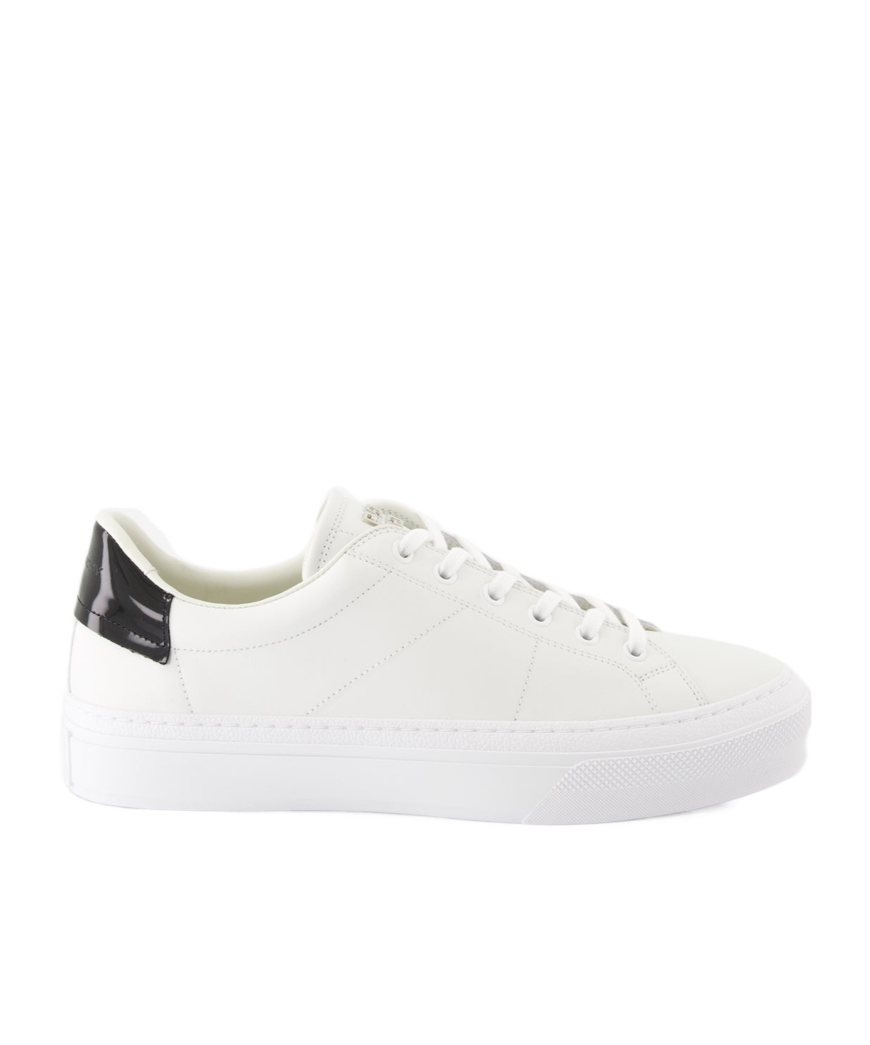 Givenchy Men Leather Sneakers With 4g Metal Logo In White