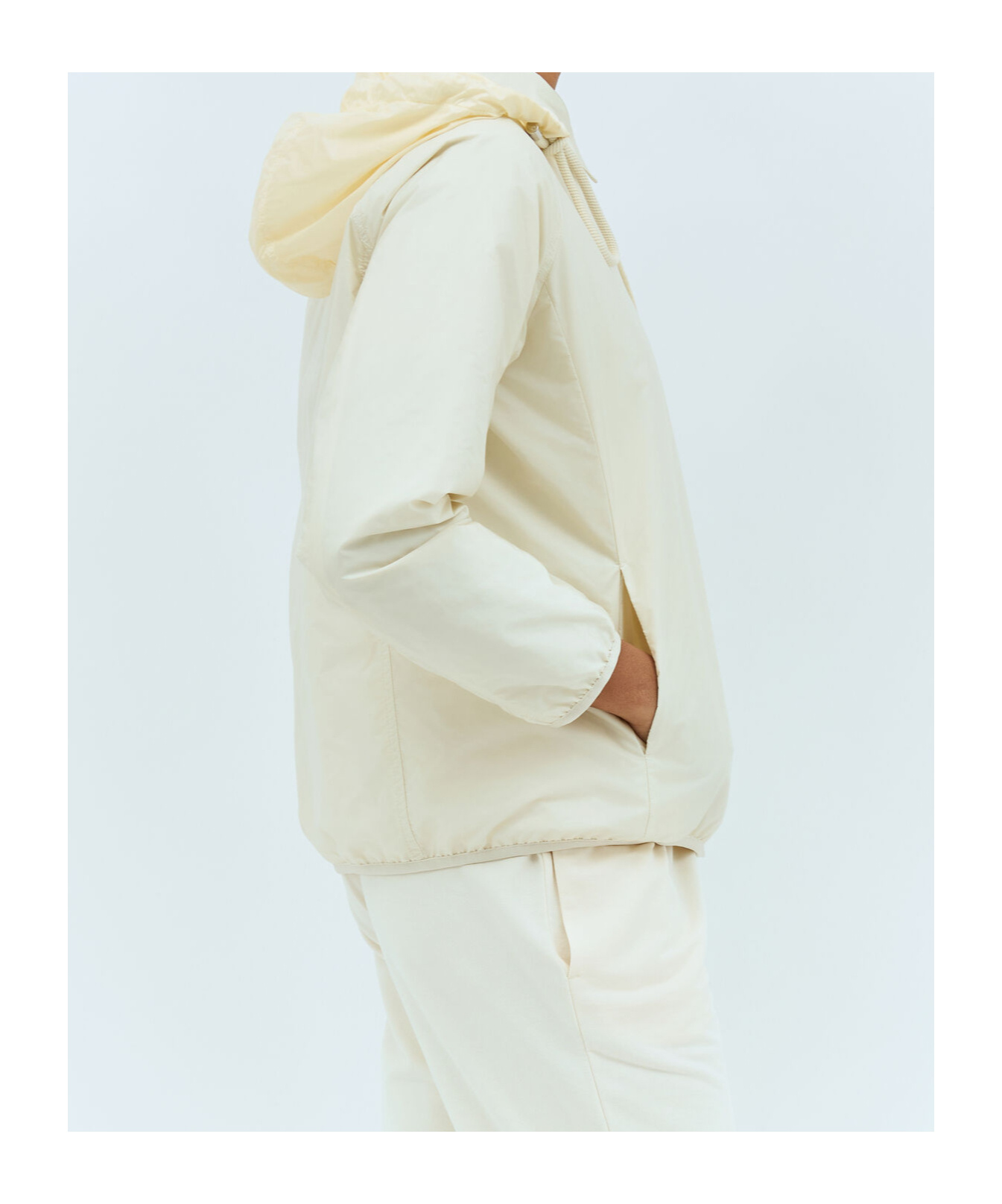 Moncler White Down Jacket With Logo Patch On The Sleeve In Tech Fabric Man In White