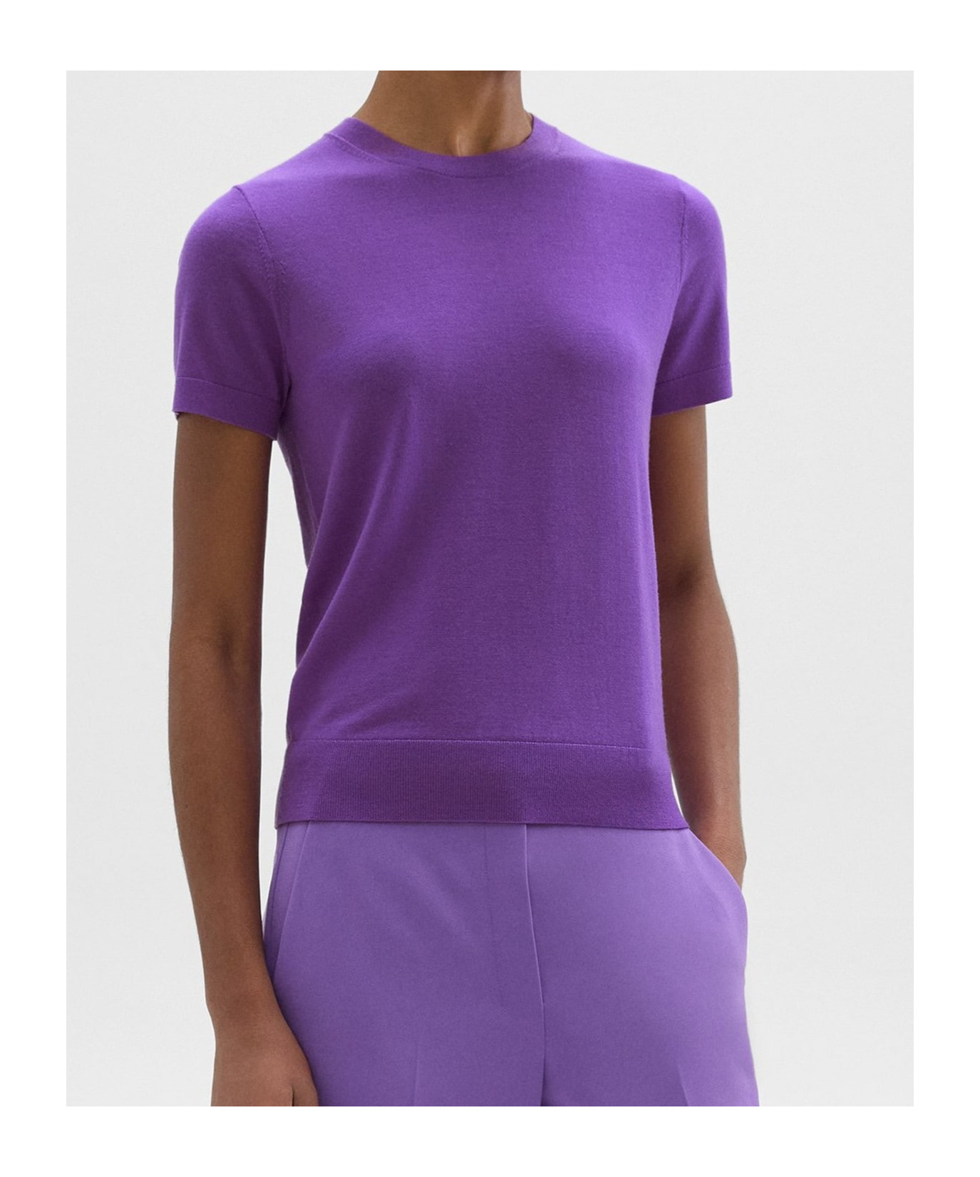 Theory Short-sleeve Sweater In Regal Wool In Purple
