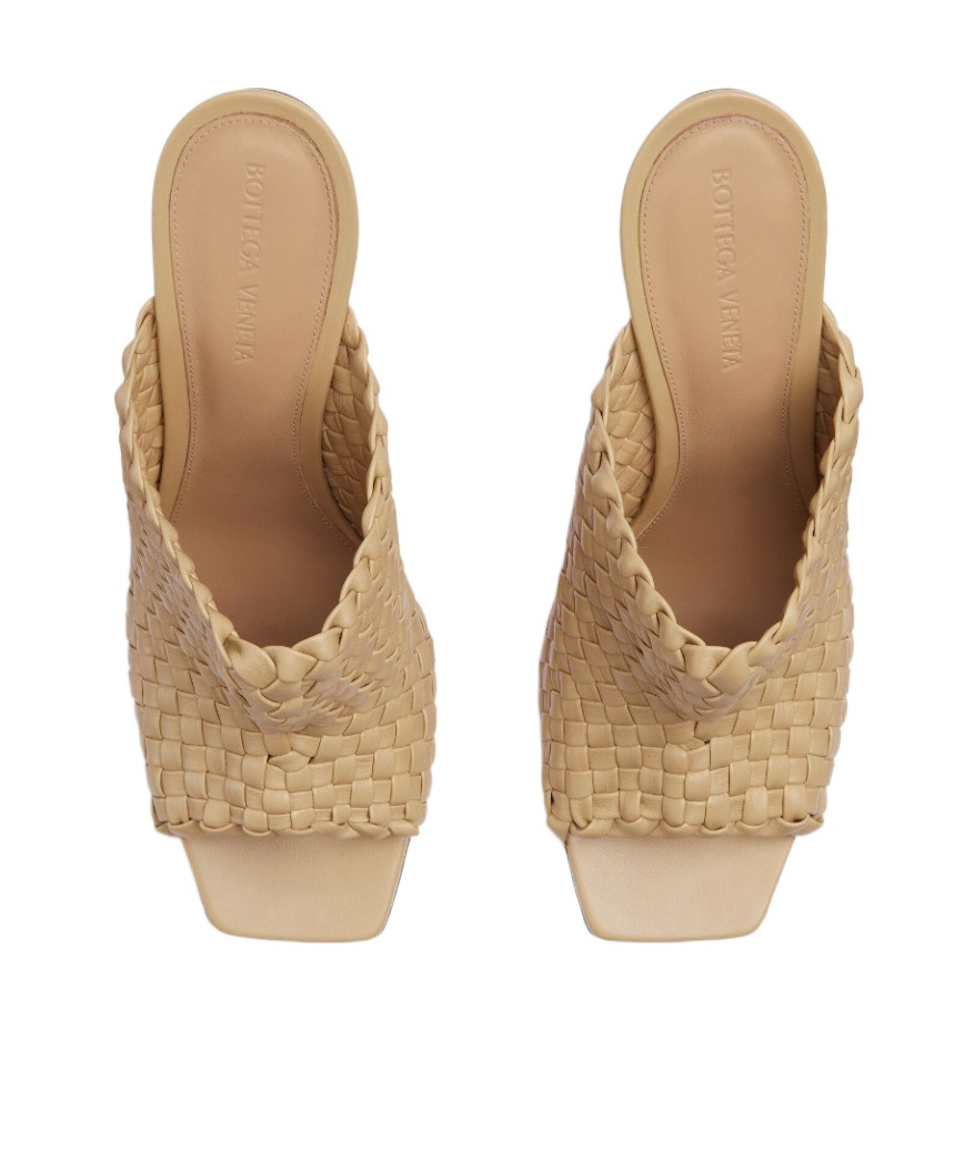 Bottega Veneta Knot Embellished Intrecciato Leather Mules In Nude