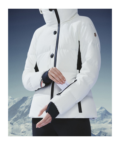 Moncler Doudoune Courte Guyane In White