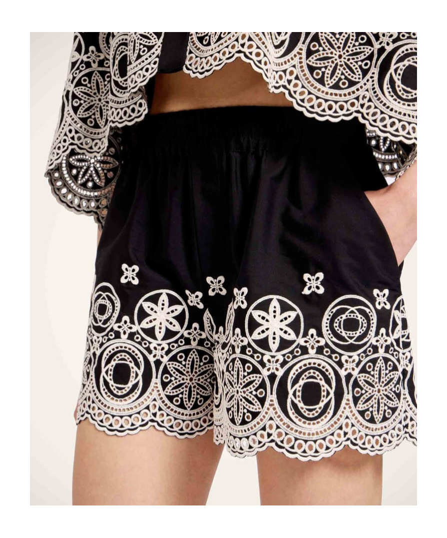 La Doublej Pull-up Shorts In Black