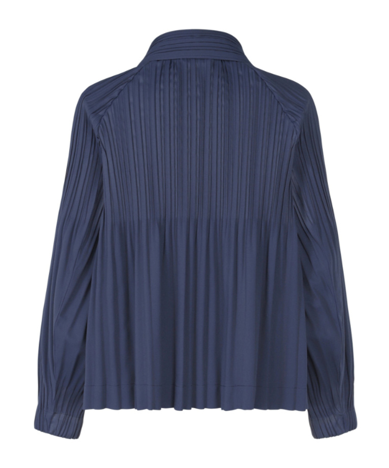 Issey Miyake Plissé Collared Jacket In Blue