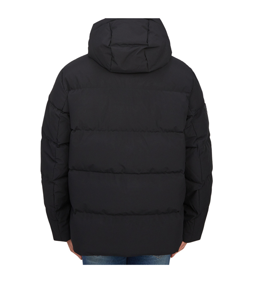 Duvetica Long-sleeved Down Jacket In Black