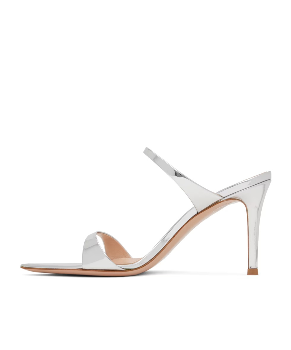 Gianvito Rossi Open-toed Pointed High-heeled Sandals In White
