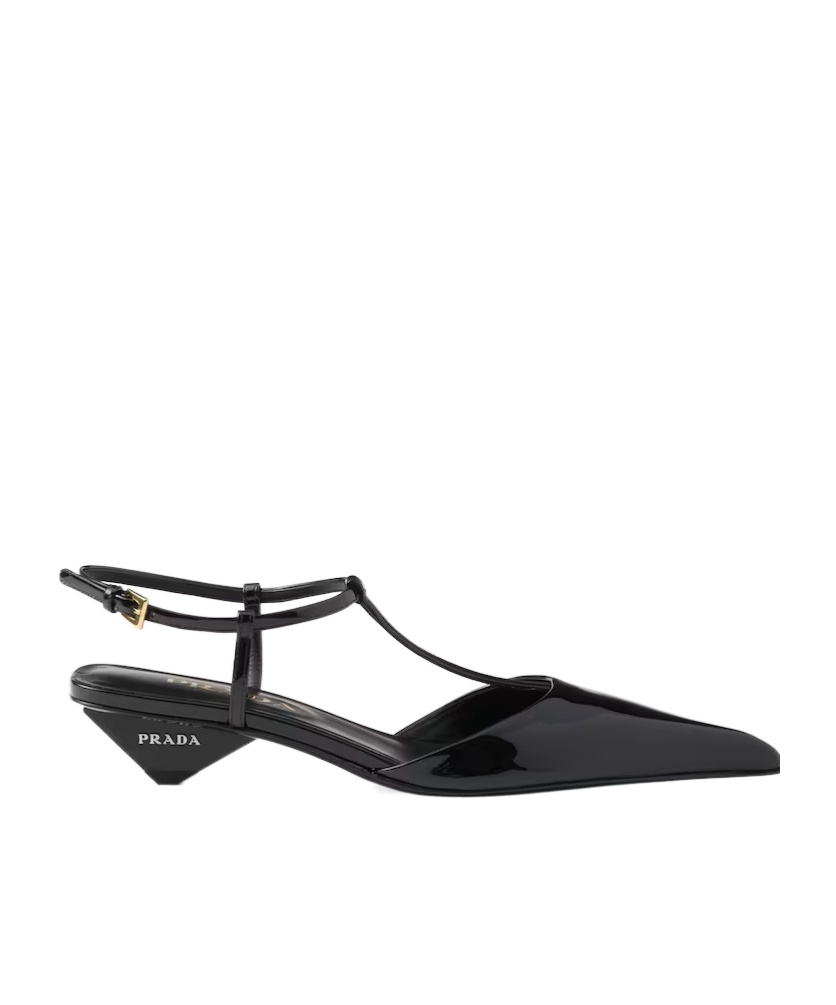 Prada 35 Calf Leather Pumps In Black
