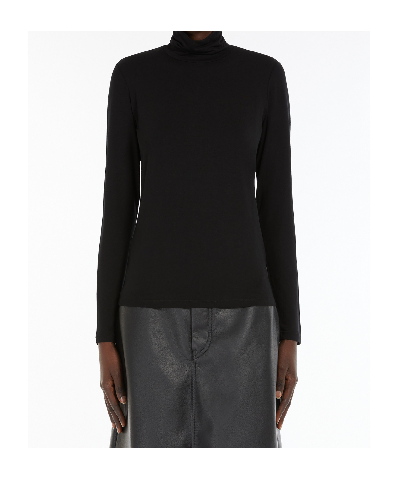Weekend Max Mara Long-sleeved T-shirt In Black