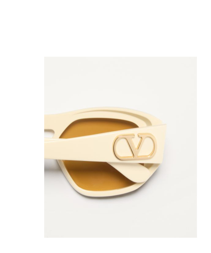 Valentino Full Frame Sunglasses In Ivory/amber