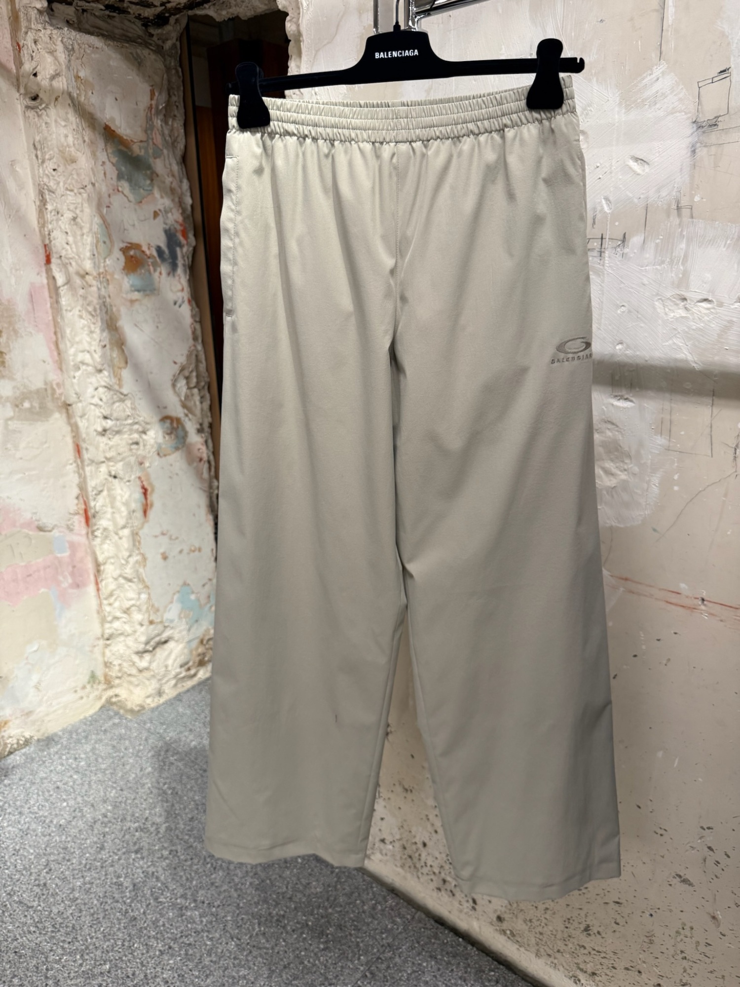 Balenciaga Elastic Waist Sports Pants In Neutral