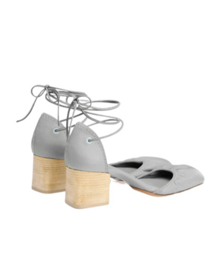 Lemaire Micro Ballerina 55 Leather Pumps In Gray