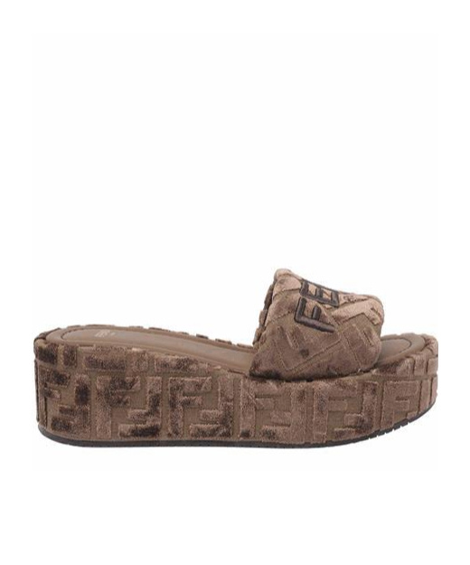 Fendi Thick-soled Slippers In Brown